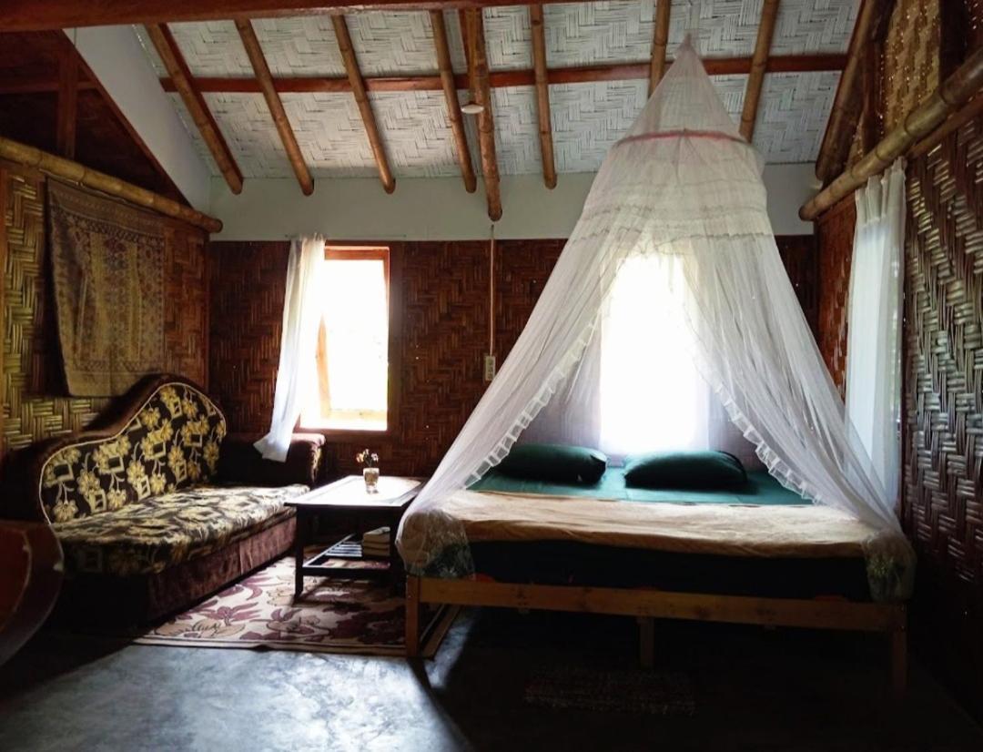 Magpie Homestay & Jungle Trekking Especially For Guest Trekking With Us Букит Лаванг Стая снимка